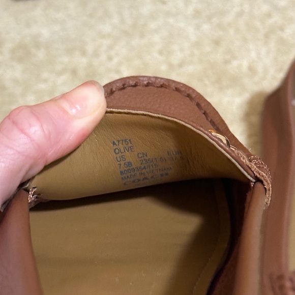 Coach Olive Pebble Grain Leather in Saddle - Picture 5 of 6